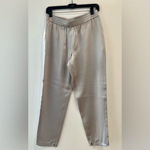 CLUB MONACO | 100% Silk Pant Silver - Size 4 | Ankle length jogger like